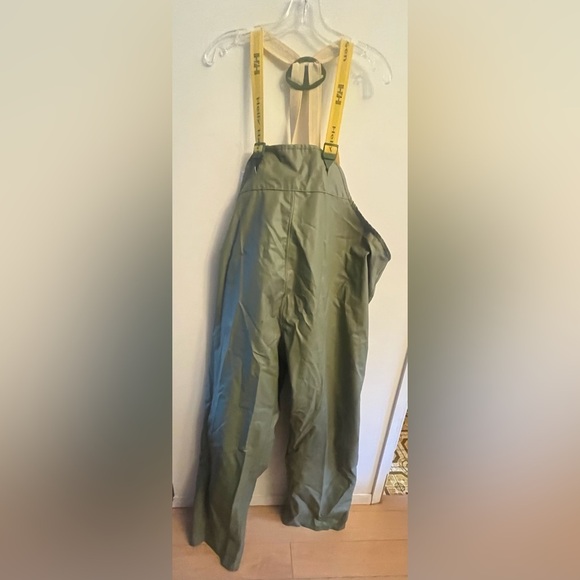 NWOT HELLY HENSEN Overalls 4XL waterproof - Picture 2 of 5